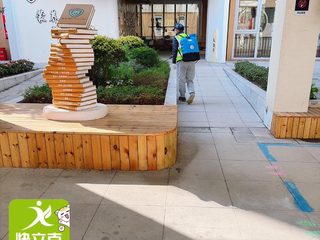 龙泉驿区华川幼儿园开学前全园虫害管理案例 现场作业实景